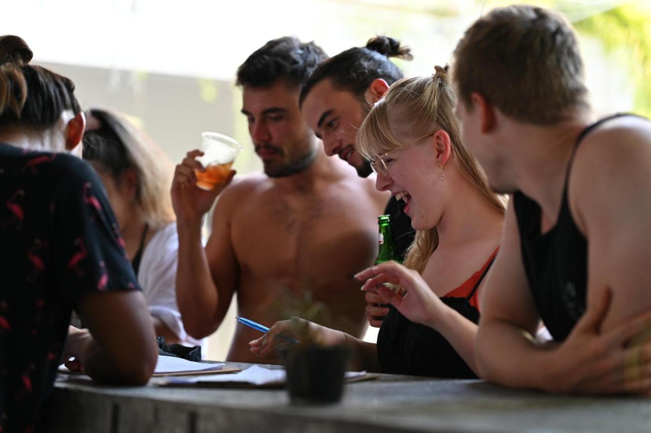 Lushy Hostel Canggu المظهر الخارجي الصورة