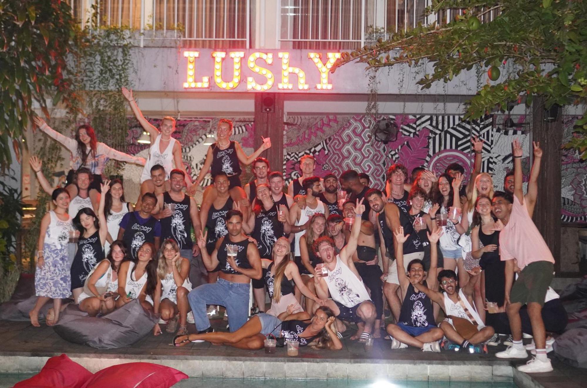 Lushy Hostel Canggu المظهر الخارجي الصورة
